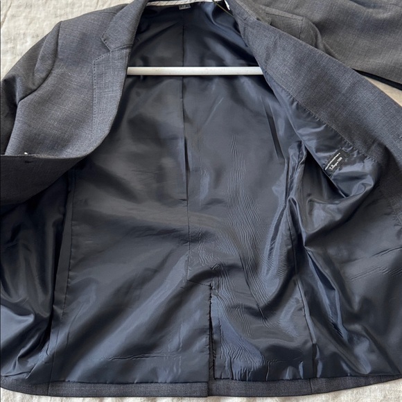 J. Crew Kids Boys Ludlow Wool blend Gray Suit, 10 pant/ 12 jacket - Picture 4 of 10